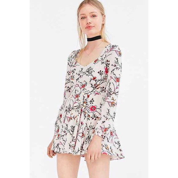 urban outfitters white floral dress